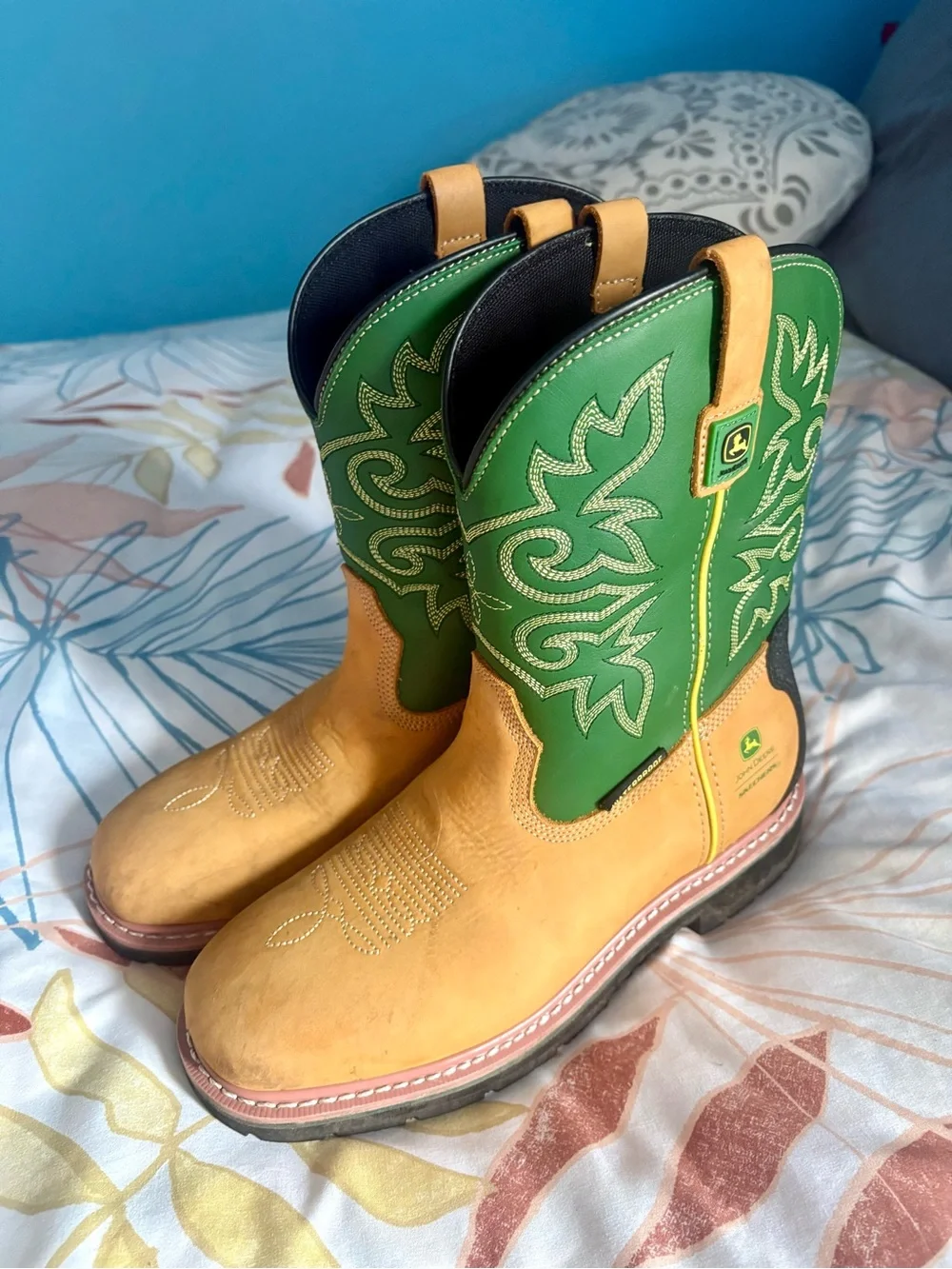 Sketchers x John Deere Rowood Green & Tan Leather Waterproof Cowboy Boots Sz7